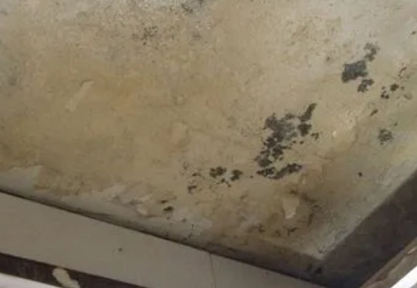 阳泉阳台漏水维修公司分享下阳泉卫生间渗水维修需要注意哪些问题。